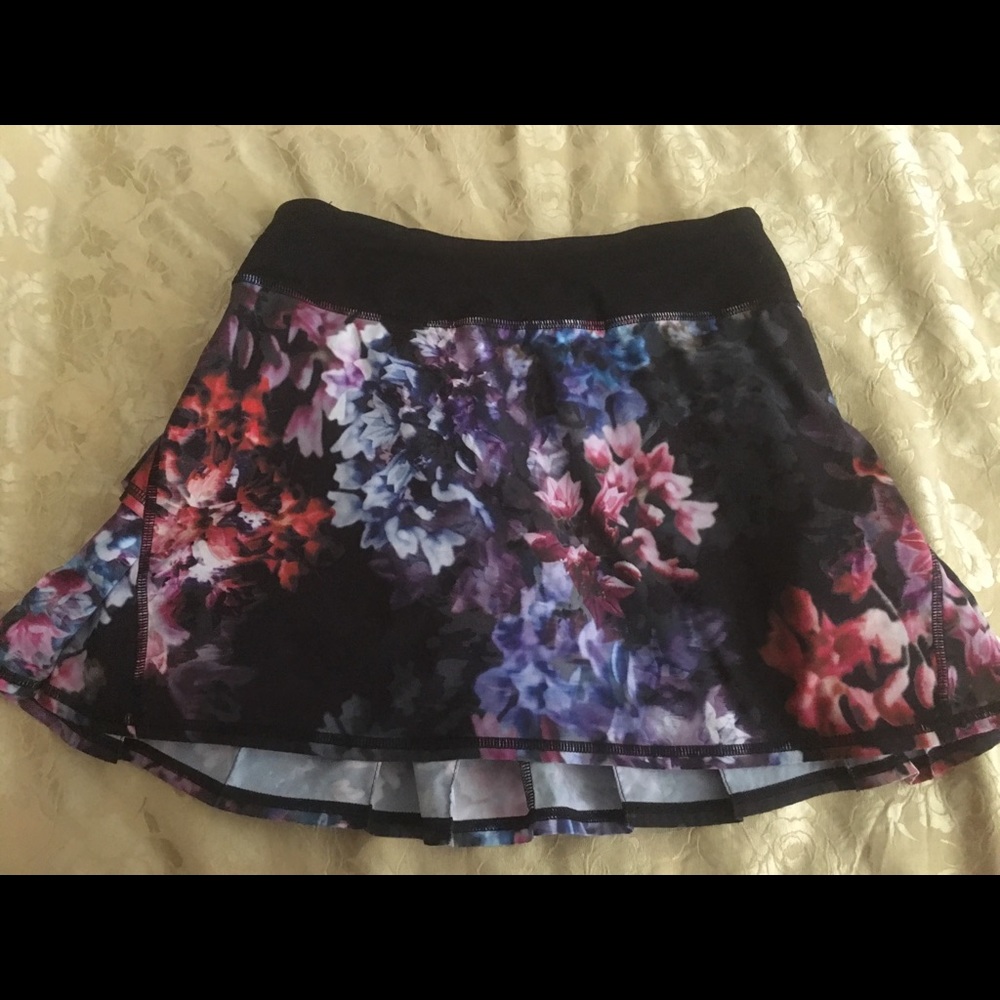 Black running/tennis skirt