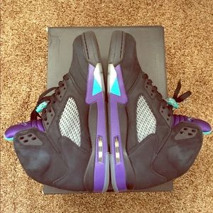 2013 Release Jordan Grape 5's! %100 AUTHENTIC!👊🏻