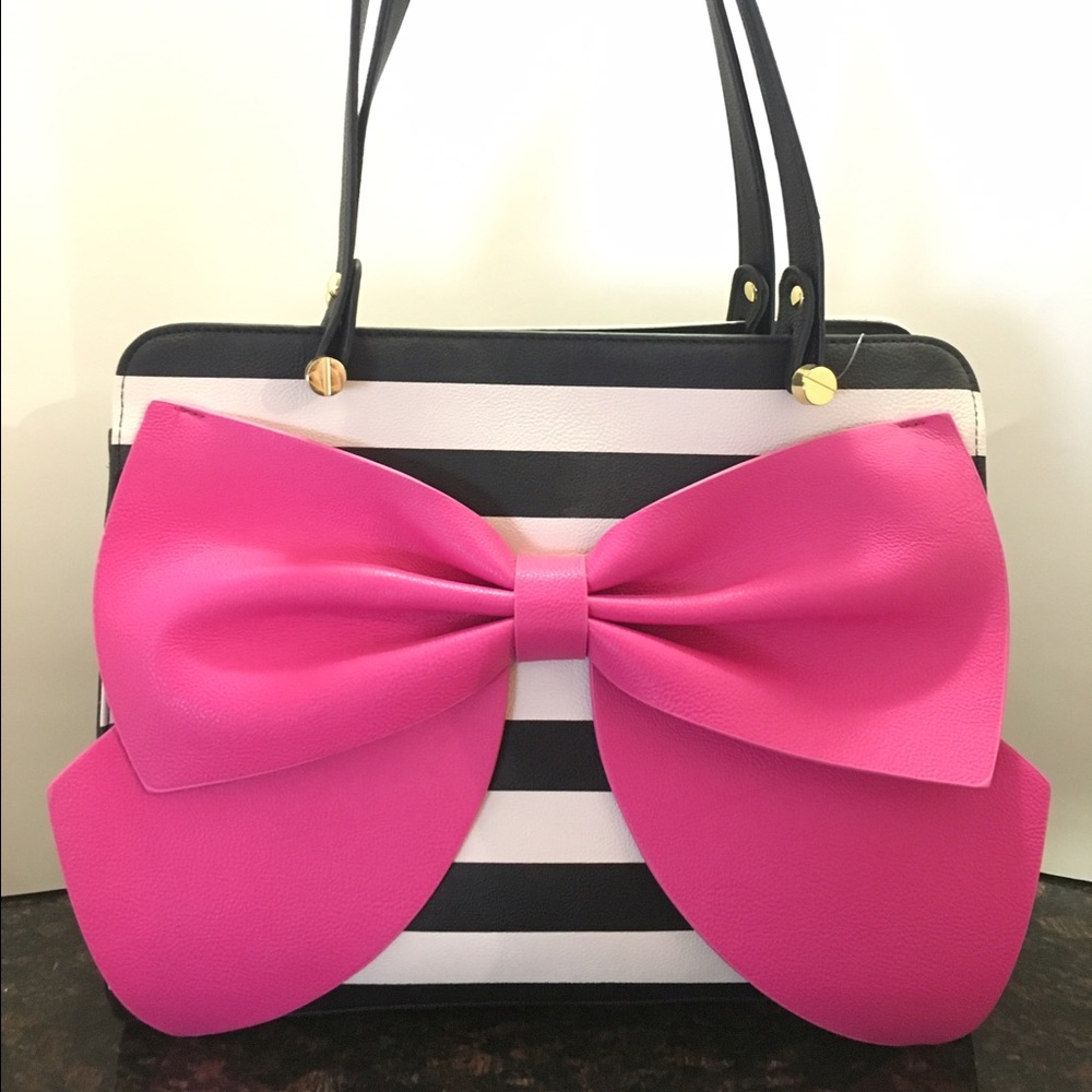 NWT Betsey Johnson Black & White Striped Purse