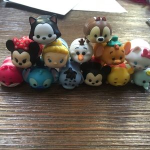 13 medium size tsum tsum