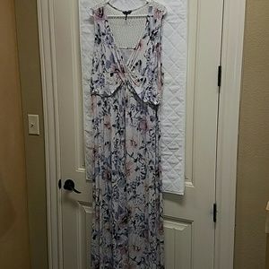 Daisy Fuentes Crochet Back Maxi Dress
