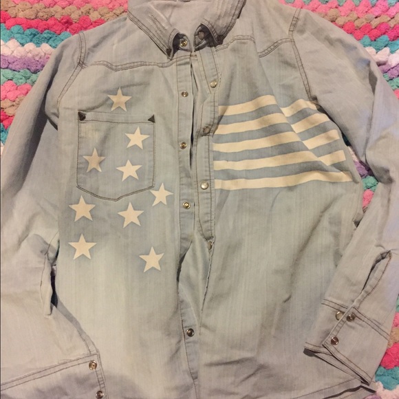 🇱🇷 - Picture 1 of 2