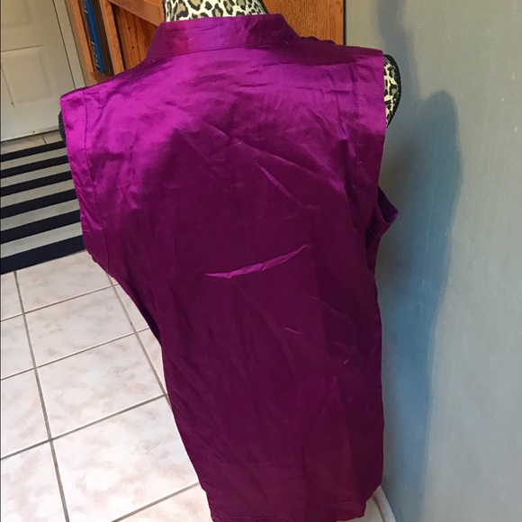 Plum sleeveless tunic - Picture 3 of 3