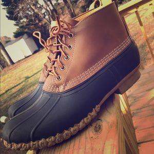 Size 12 LL bean duck boots