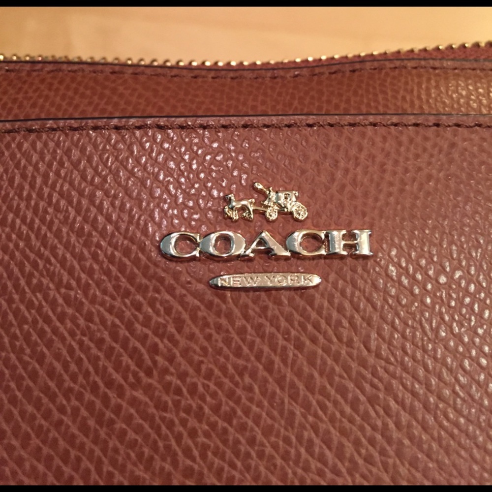🦀Just Reduced🦀Coach Zipper Wallet - Picture 6 of 6