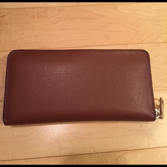 🦀Just Reduced🦀Coach Zipper Wallet - Picture 2 of 6