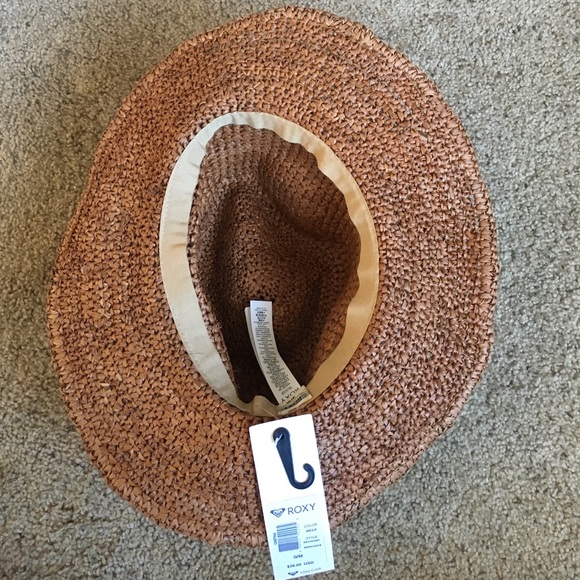 Moving Sale! Roxy Sun Hat - Picture 3 of 4