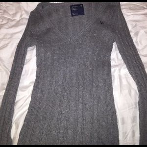 American eagle sweater