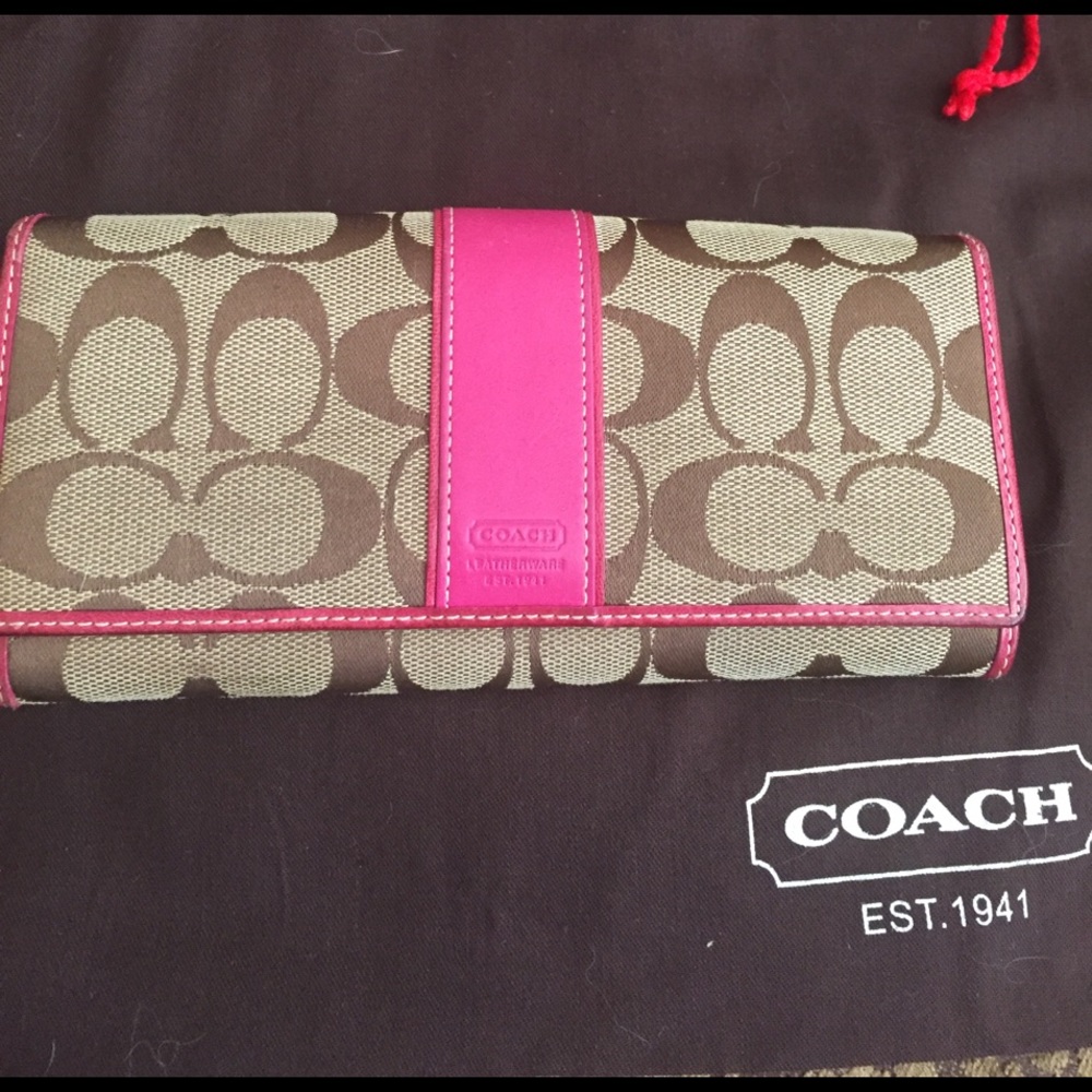 Coach signature wallet