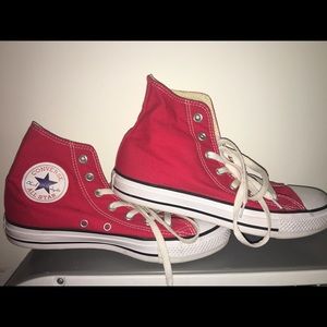 Red Converse Sz 8
