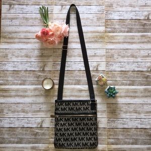 Michael Kors authentic crossbody!