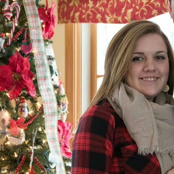 Meet your Posher, Kelsey - Picture 1 of 1