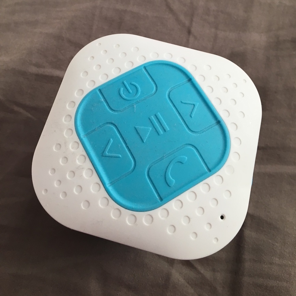 waterproof speaker