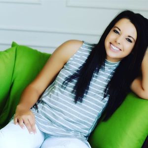 Meet your Posher, Ally