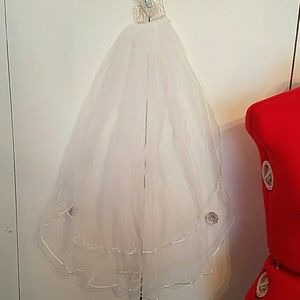 Two Tier Tulle Veil with Pencil Edge