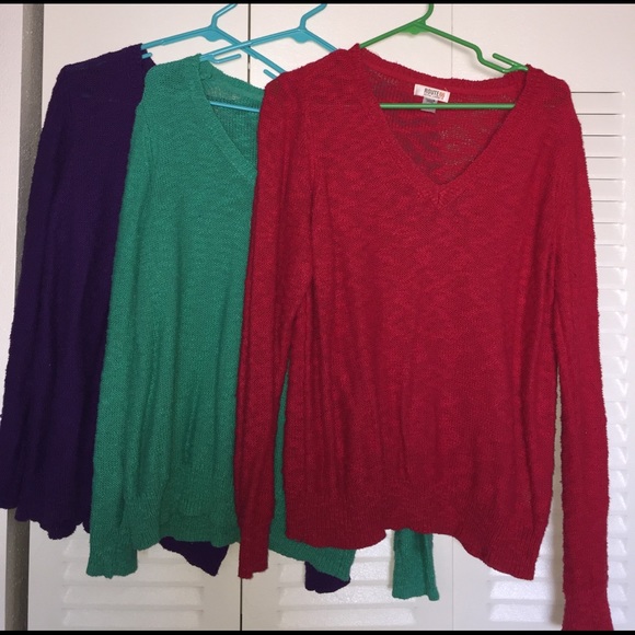Route 66 Sweaters - 🔹Bundle of 3🔹 Route 66 V-neck Knit Sweaters