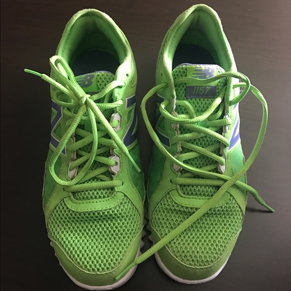 ✨SOLD✨ New Balance Women's 1157, size 8.5 - Picture 4 of 4