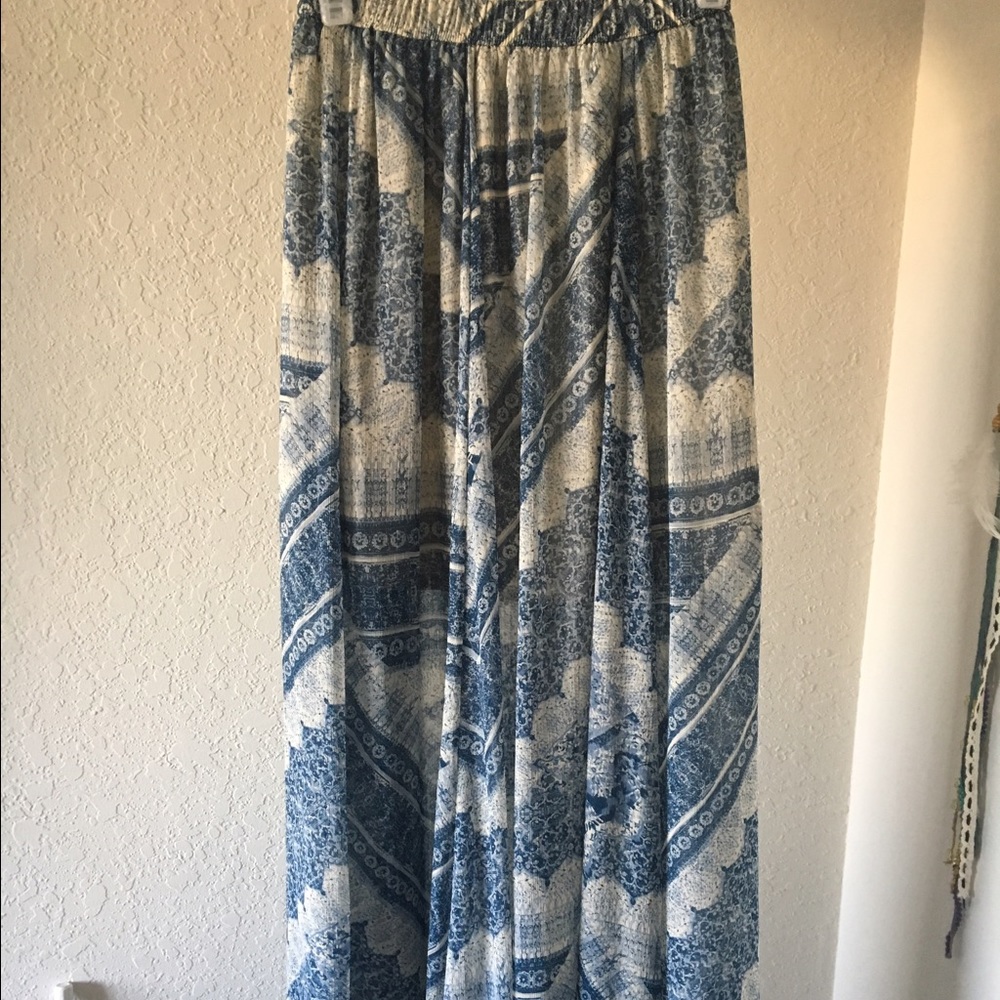 ❗️Sold❗️Bohemian Maxi Skirt- Abercrombie &Fitch!!