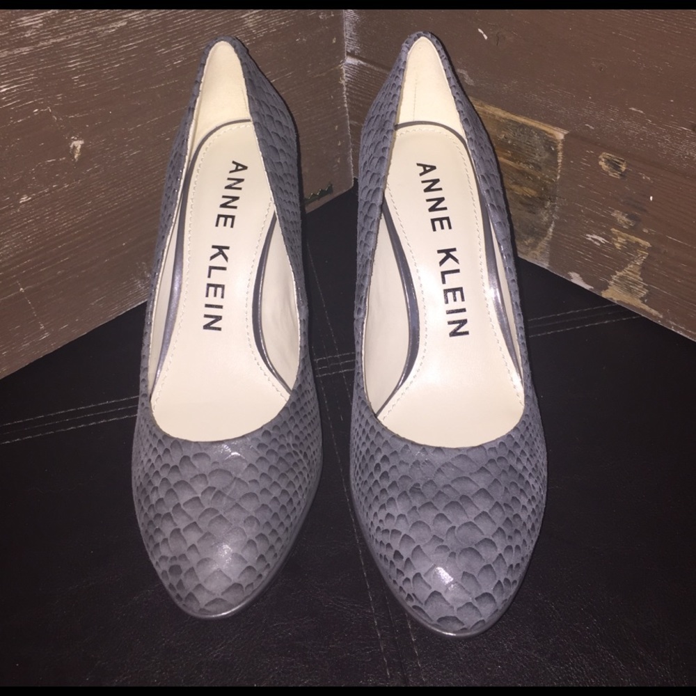 ANNE KLEIN Designer Women's Shoes