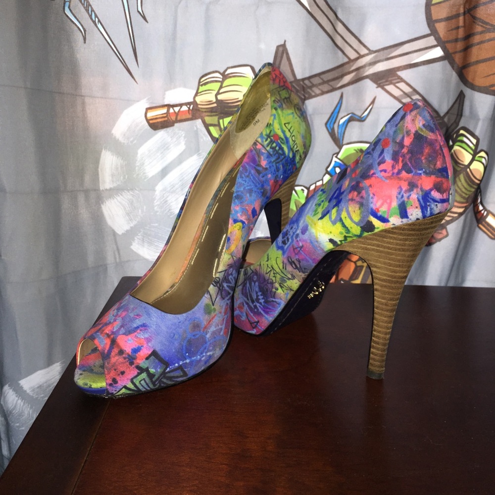 Rachel Roy Pumps