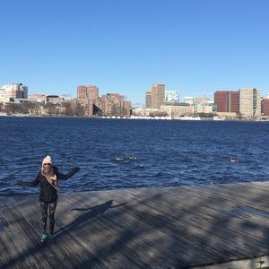 Meet your Posher, Christina