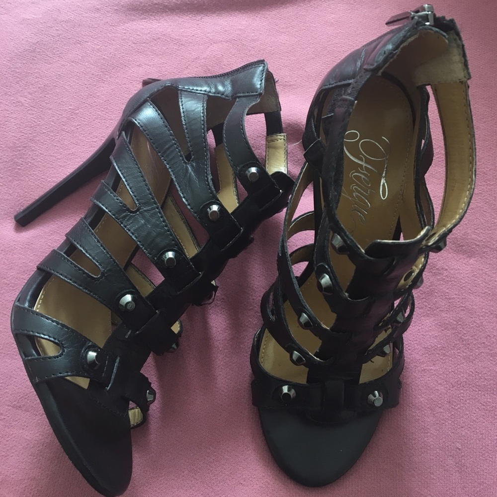🆕 Fergie Heels