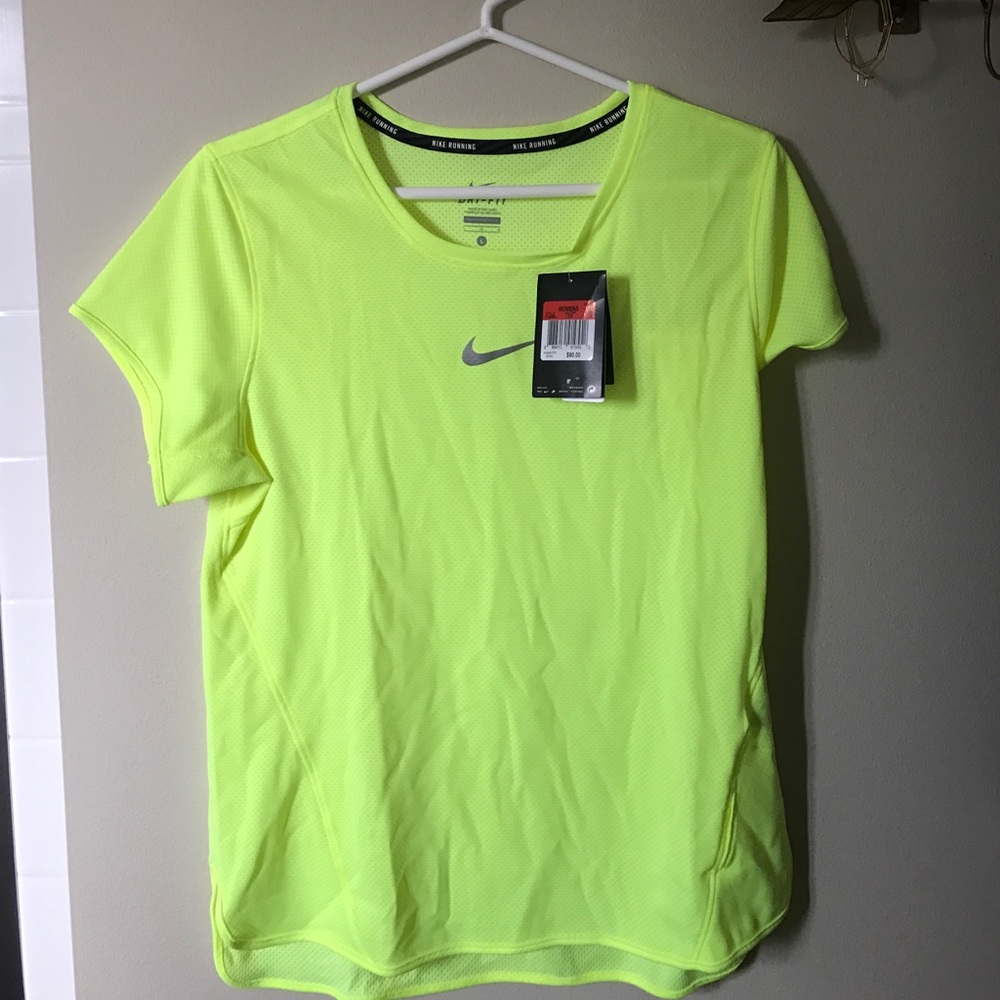 Nike Running Too LARGE