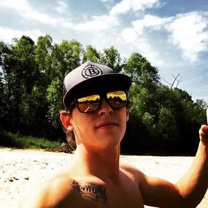 Meet your Posher, Cole