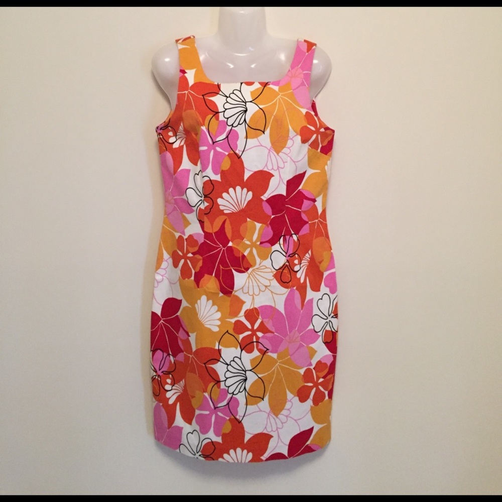 GORGEOUS dress!! Perfect for Easter.