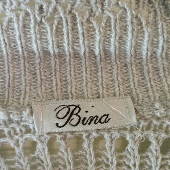"Bina" Grey/Gray Shrug/Cardi. Size Medium/Lg - Picture 3 of 4