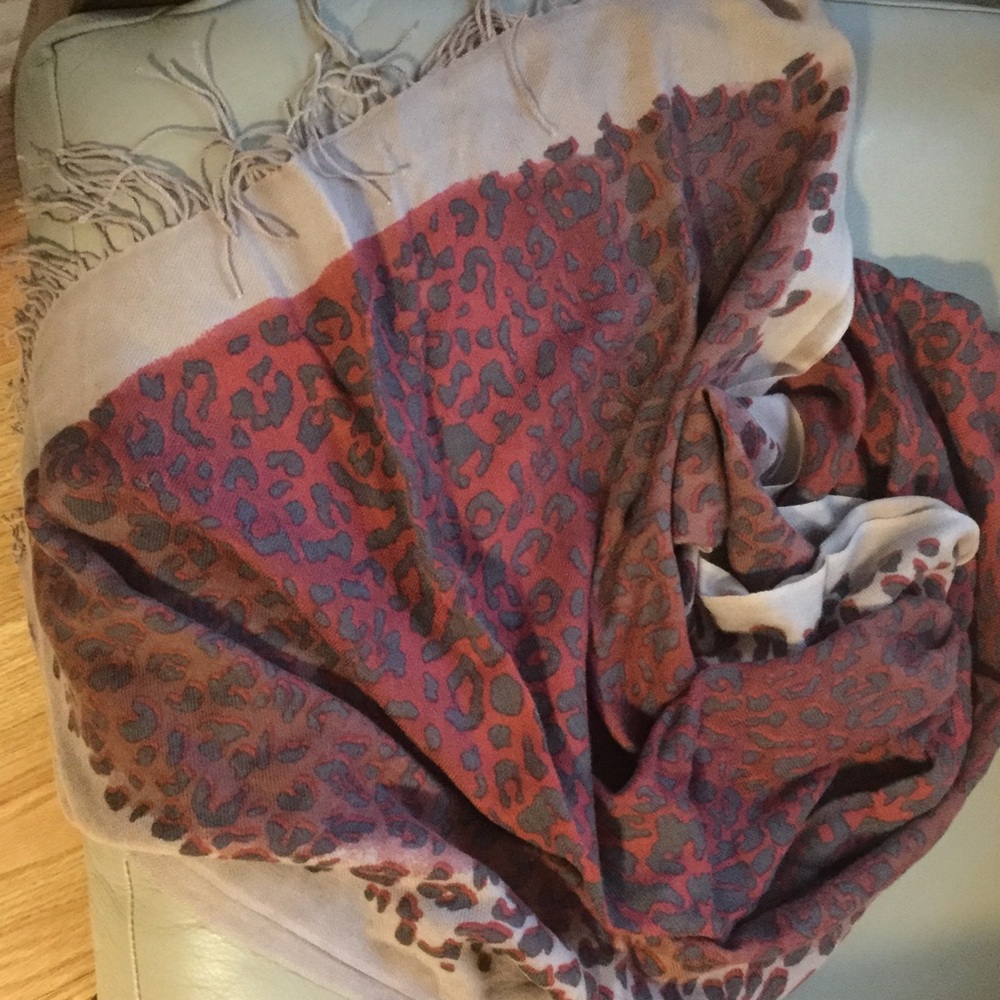 Red, beige and grey 100% cashmere leopard scarf