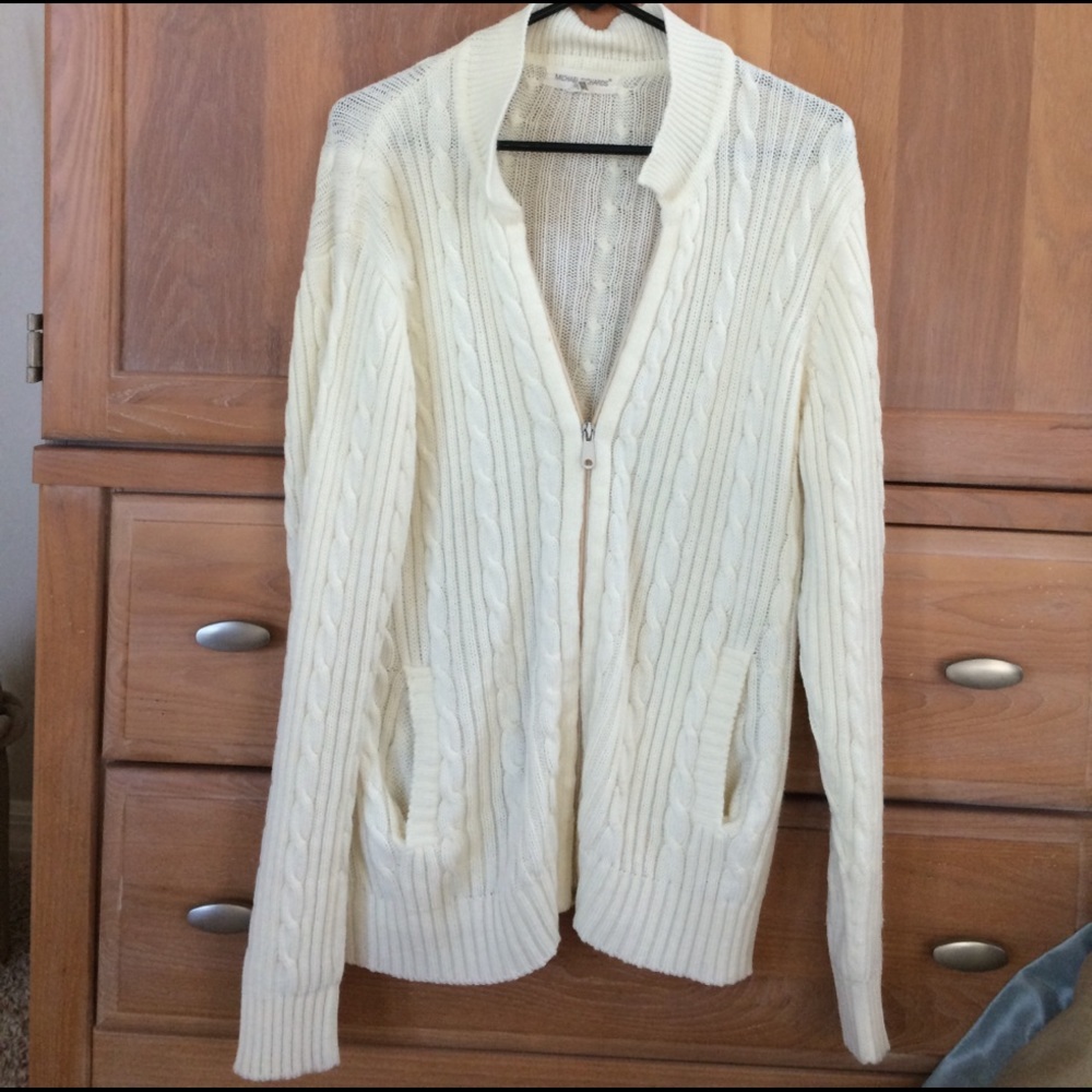 WHITE CABLE KNIT SWEATER JACKET