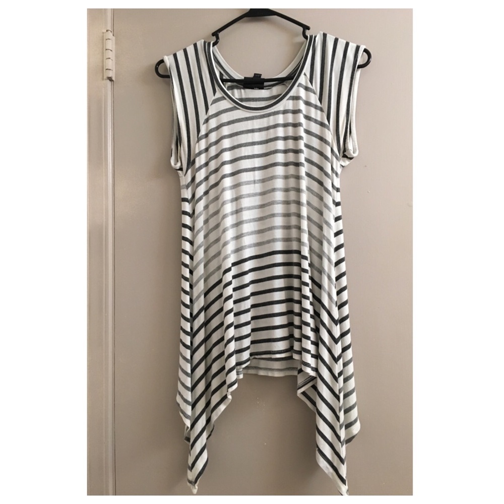 💕Grey Striped Tunic💕