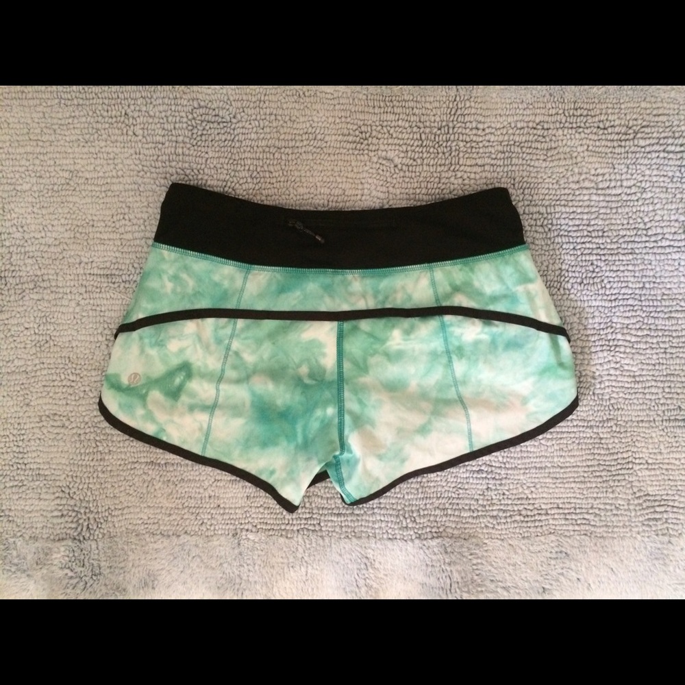 Lululemon teal tie dye shorts