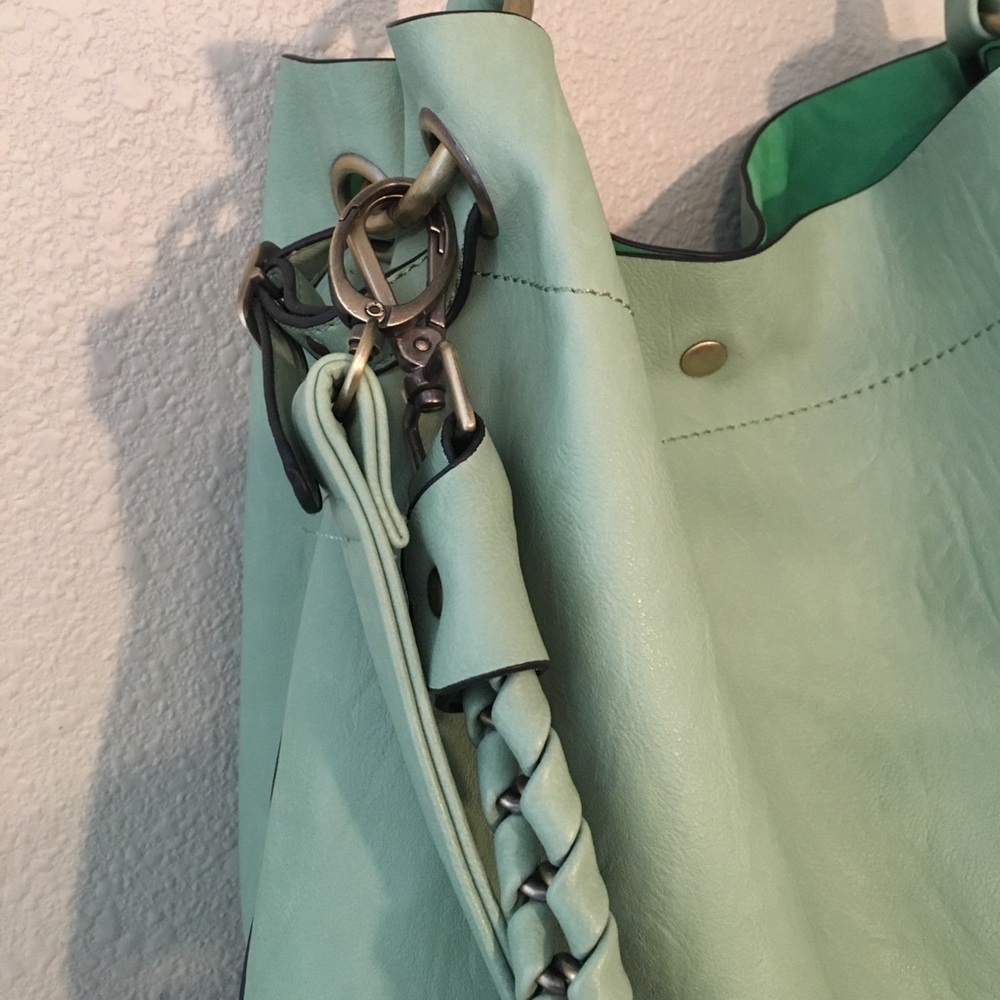 ‼️SALE‼️ Sea foam green purse - Picture 3 of 4
