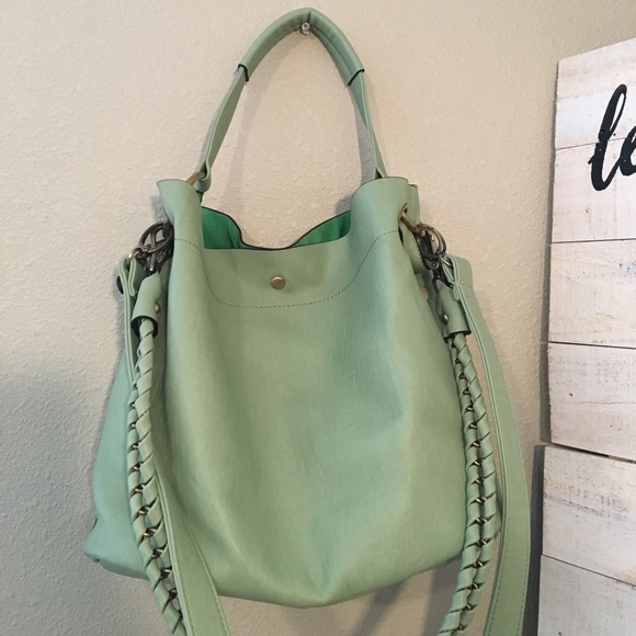 ‼️SALE‼️ Sea foam green purse - Picture 2 of 4