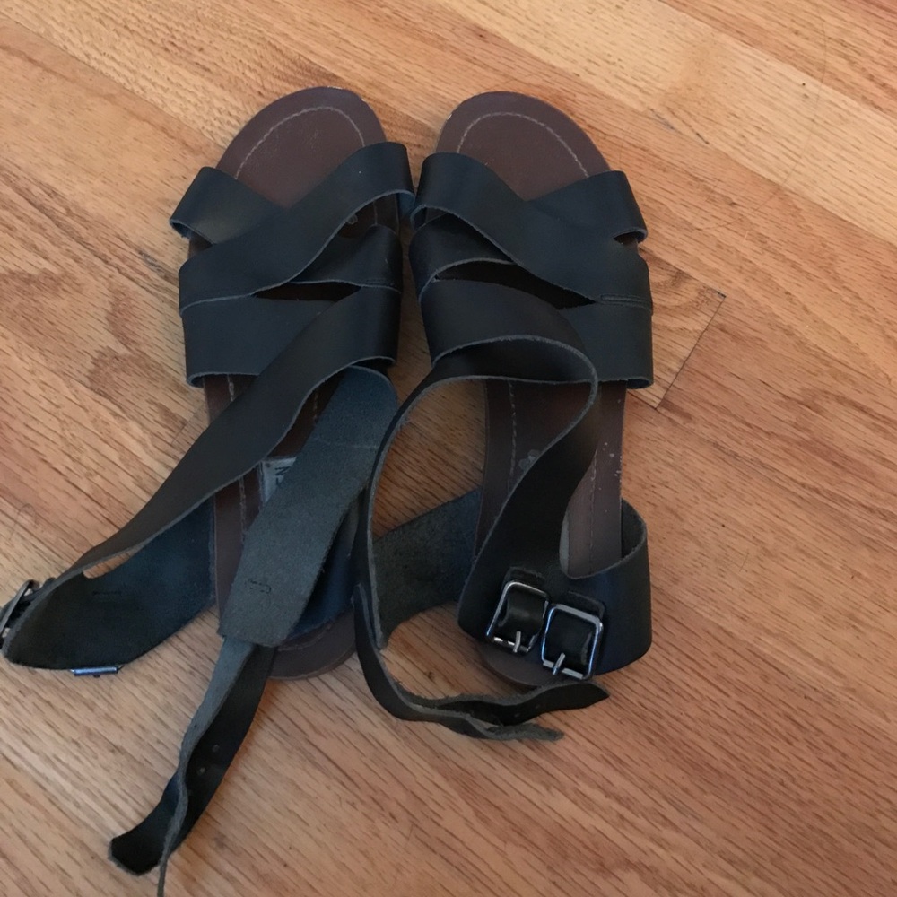 Steve Madden strap sandals