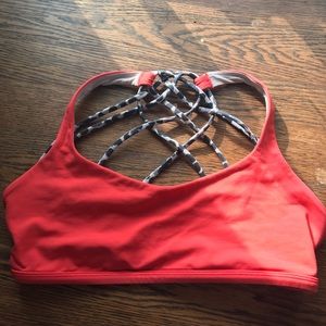 Lululemon Free To Be - Wild sports bra Sz. 6