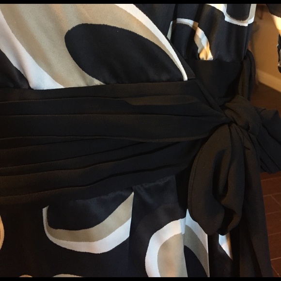 Banana Republic kimono wrap dress size 6 - Picture 3 of 6