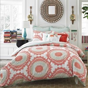 Anthology Bungalow Reversible Twin XL Comforter