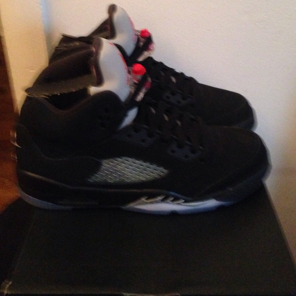 Air Jordan 5 Metallic