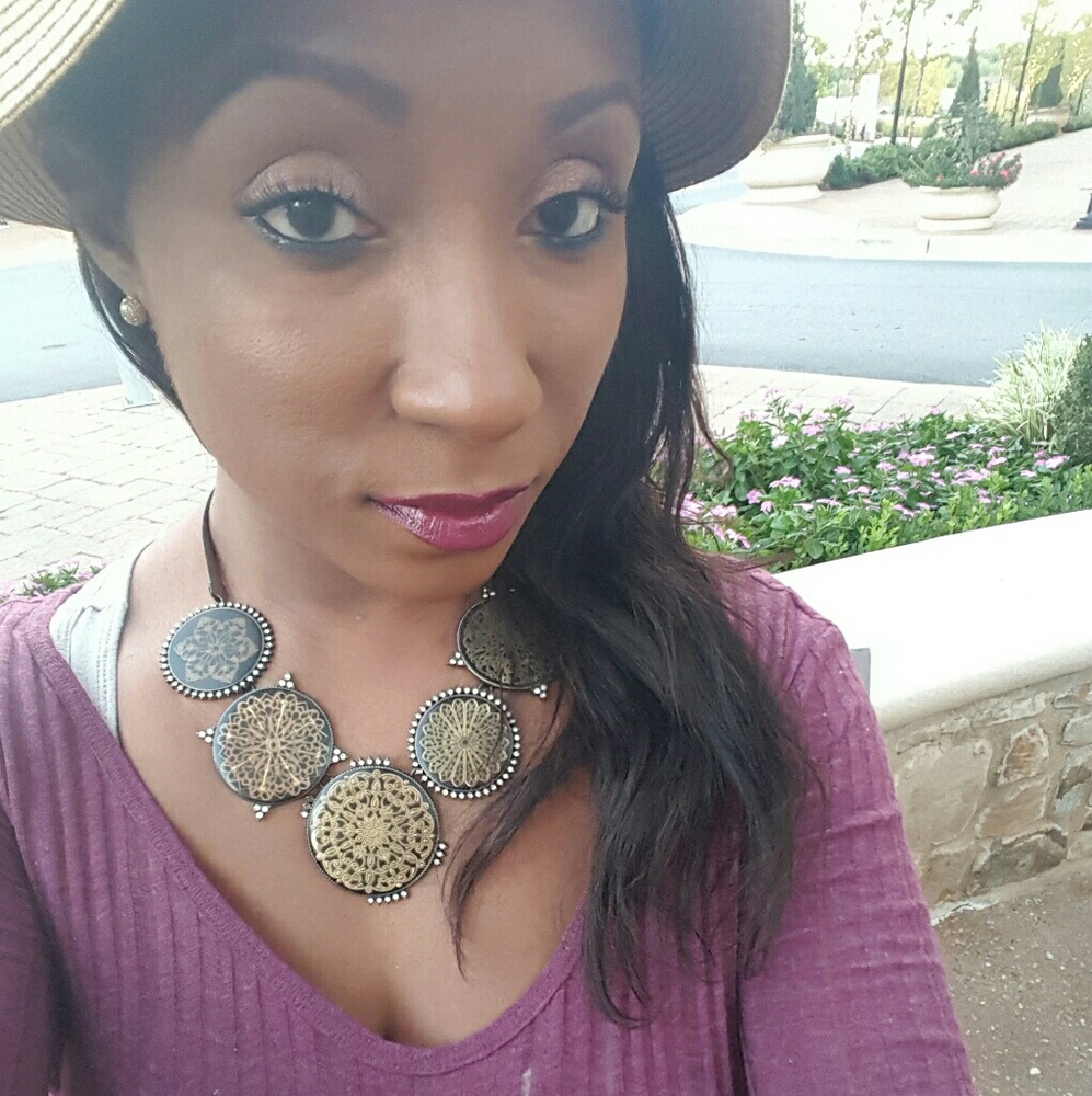 Meet your Posher, Keyuna