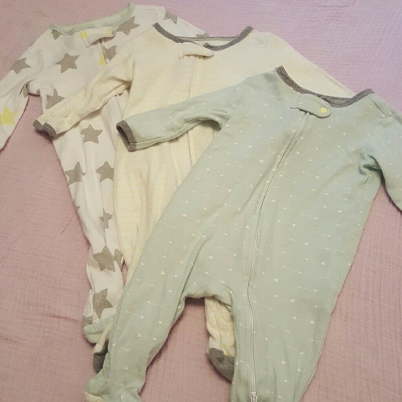 cat and jack sleep and play