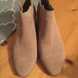 Dolce Vita Ankle Booties