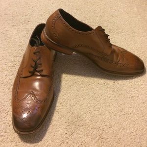 Dress shoes