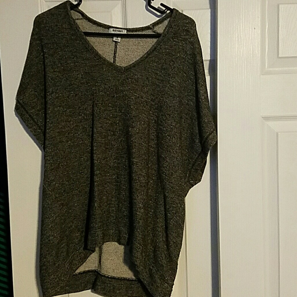 Old Navy fleece tee