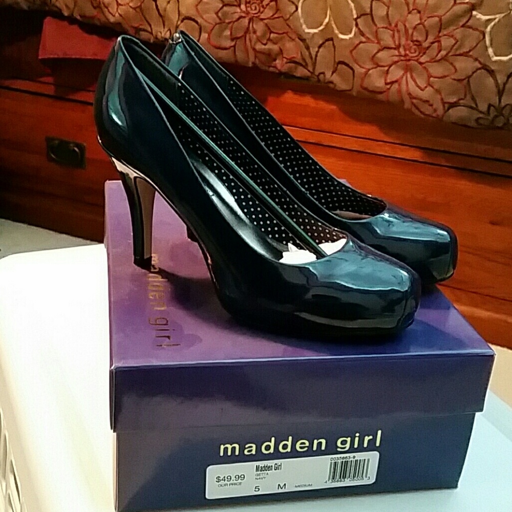 Madden Girl Navy blue heels