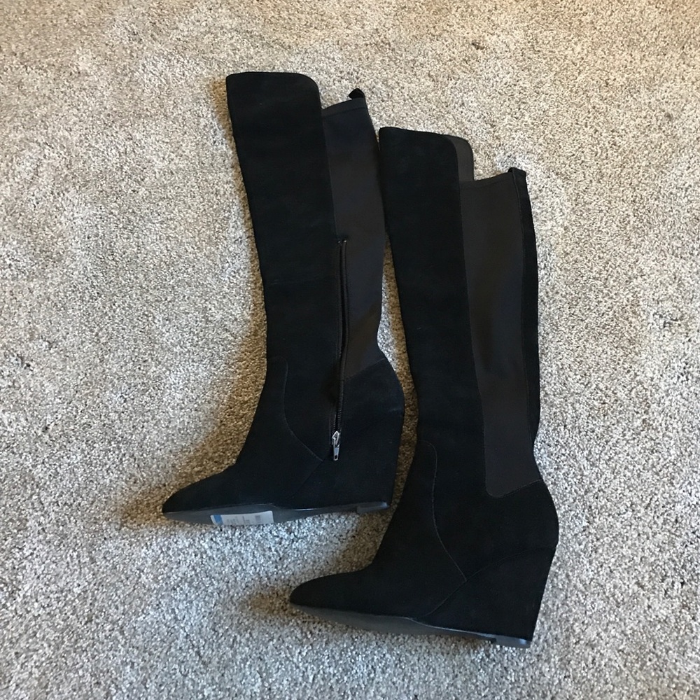 Charles by Charles David Edie black suede boots