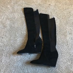 Charles by Charles David Edie black suede boots