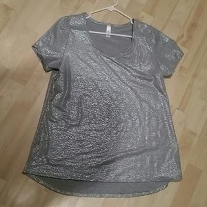 Classic Tee, LulaRoe